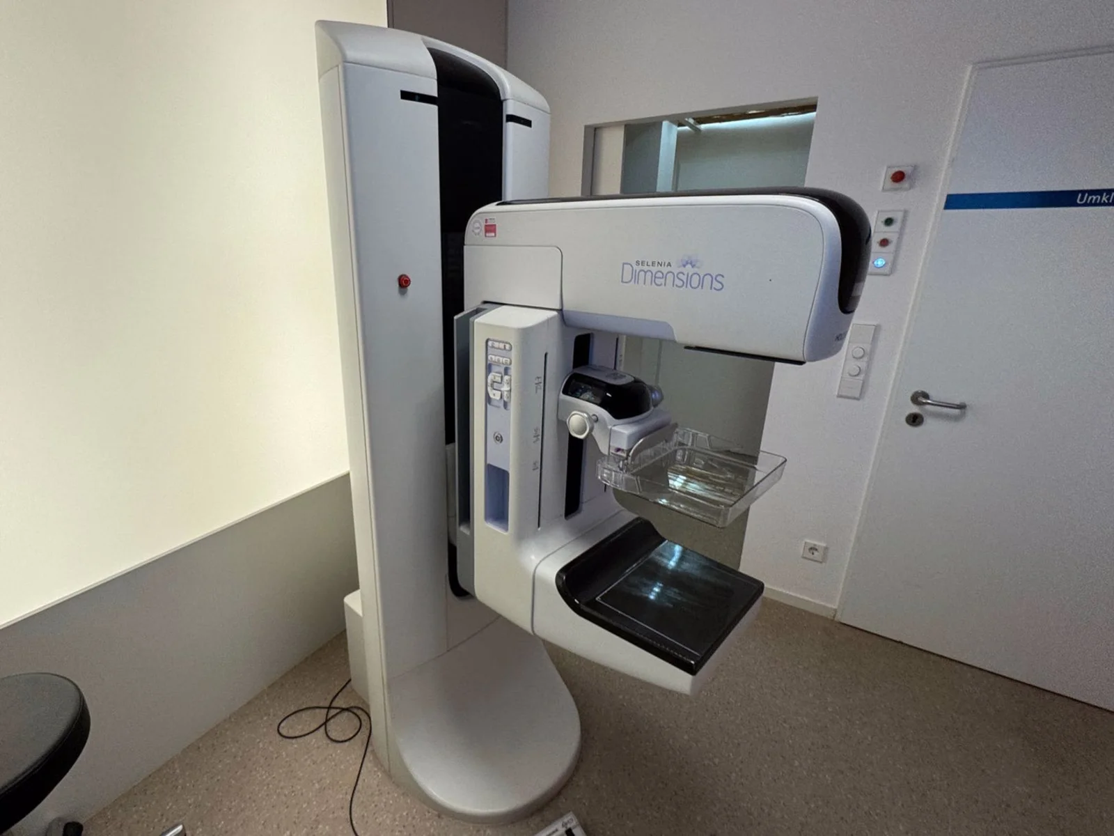 Pre-Owned Mammography Systems — KombiMED GmbH